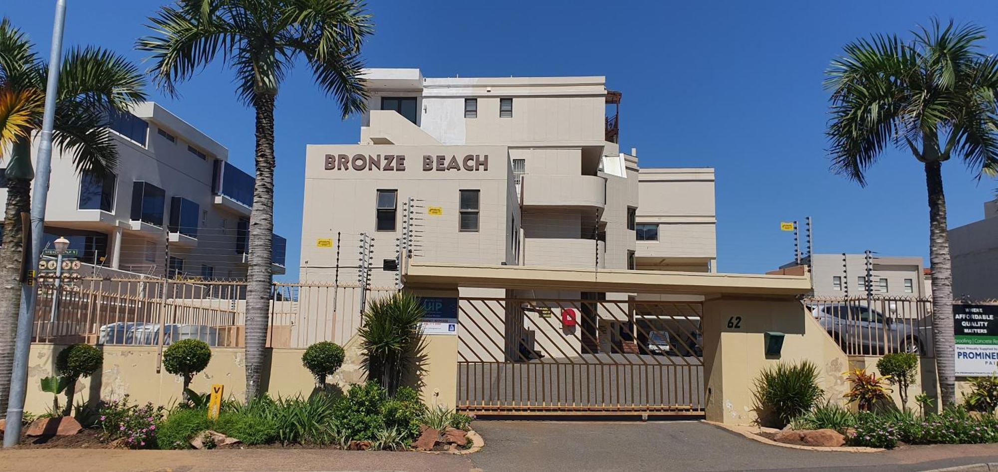 22 Bronze 2 Bedroom Front View