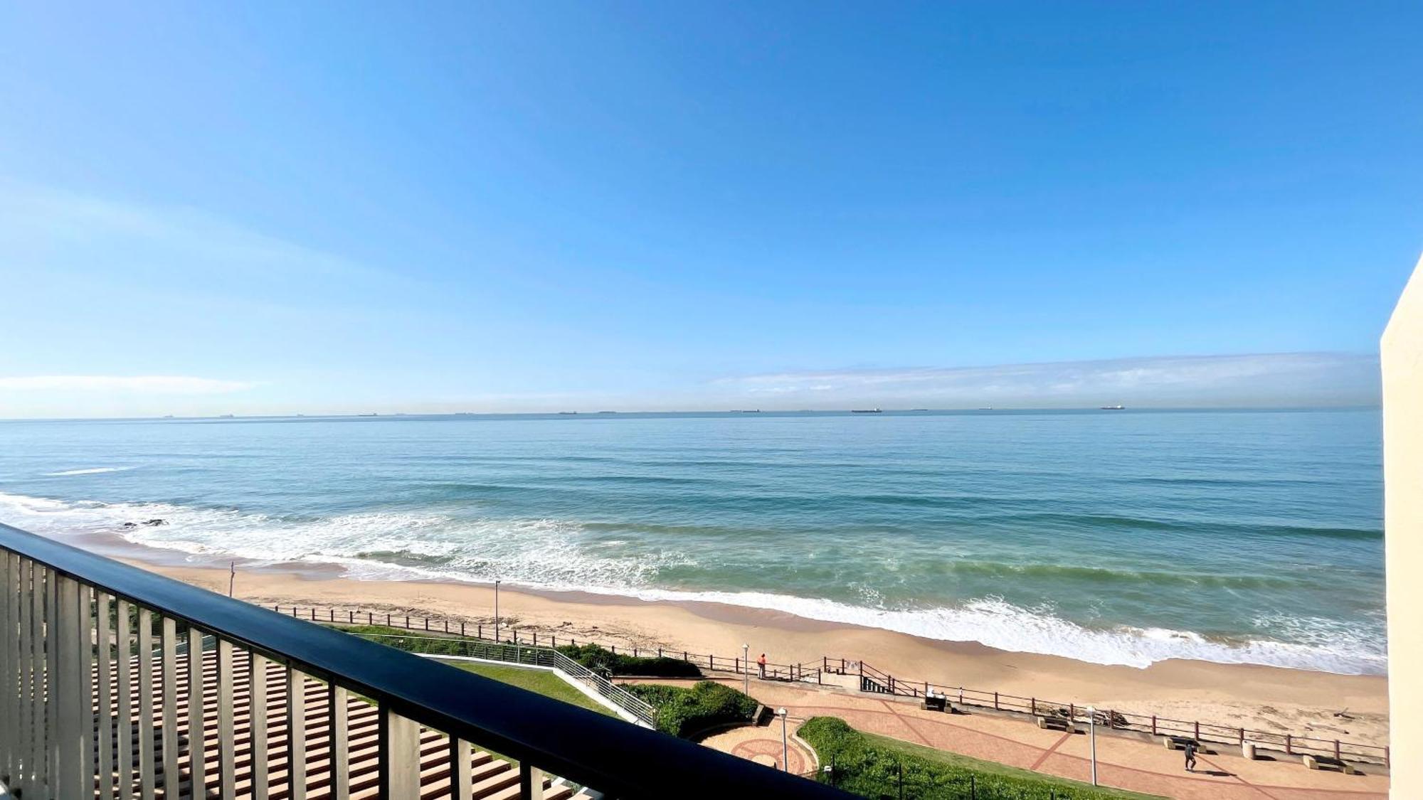 22 Bronze 2 Bedroom Front View Apartamento Durban
